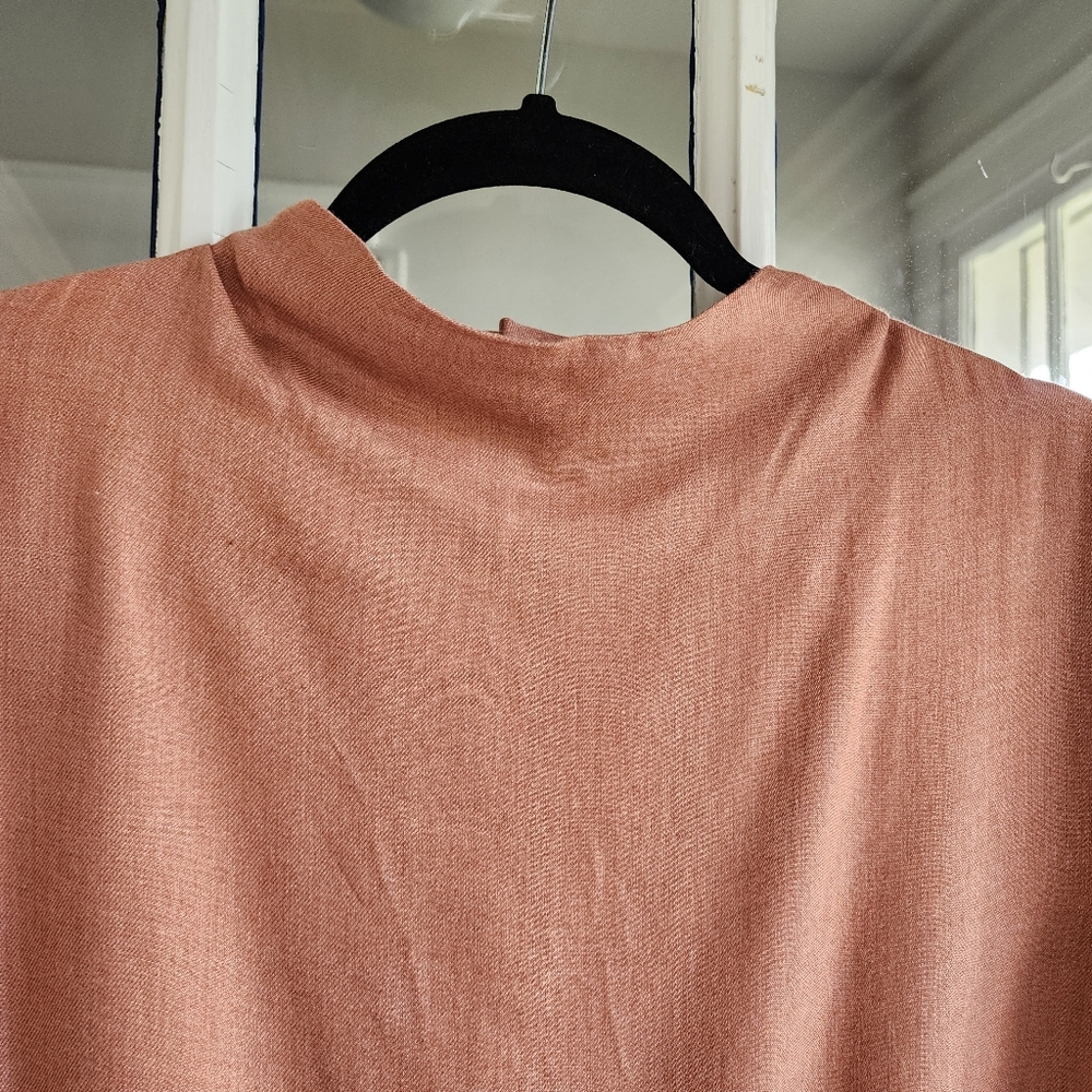 Uniqlo Long Sleeve Rayon Blouse, Sz M - Picture 2 of 12